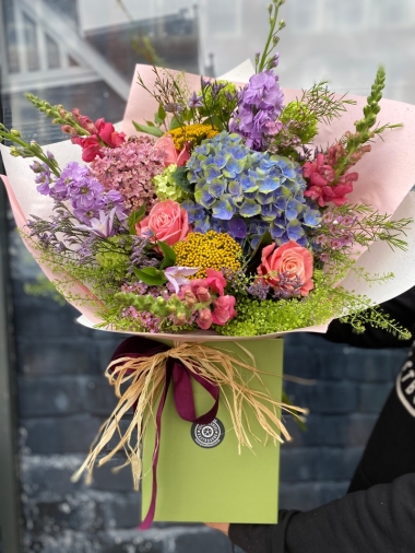 Summer flowers delivered in Eastbourne 