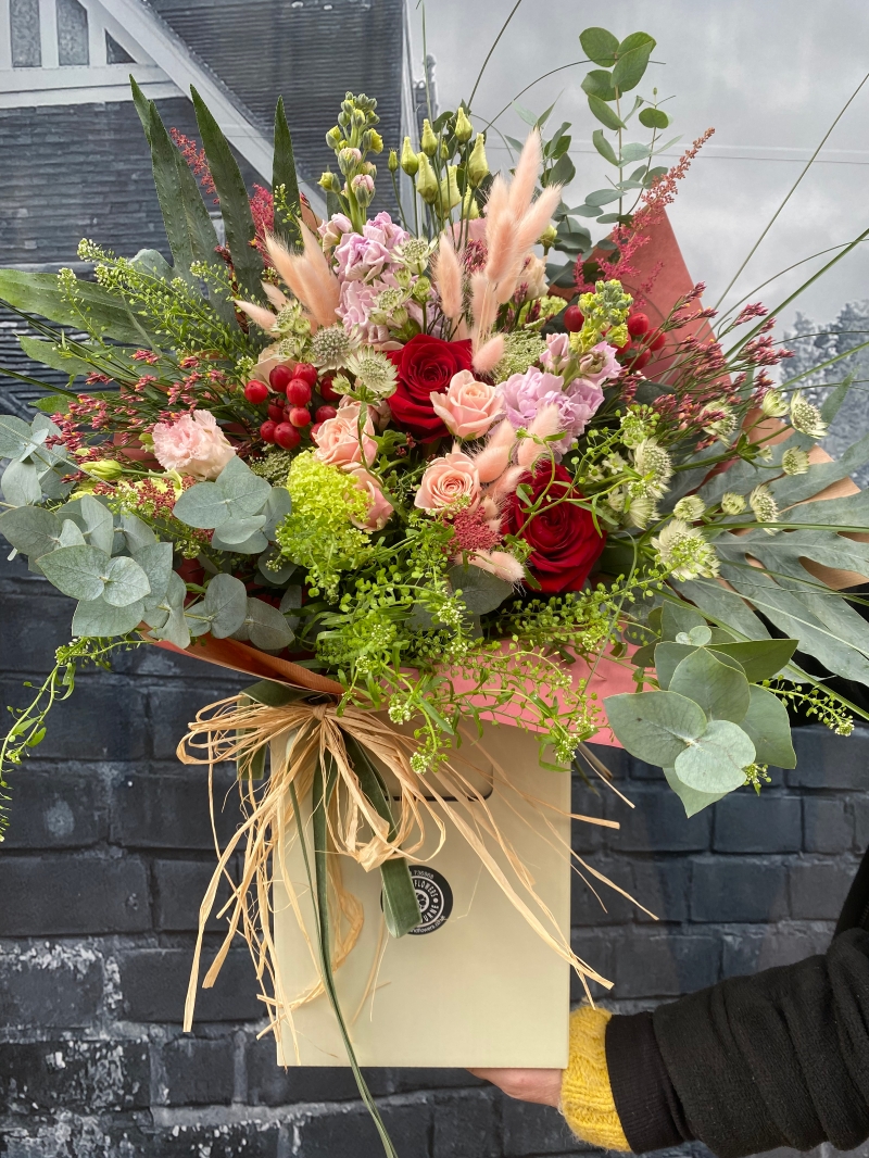 Red and Pink rose flower bouquet by Grand Flowers available for delivery